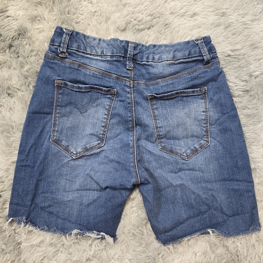 Bandolino Women's Denim Blue Jean Shorts - Picture 4 of 4